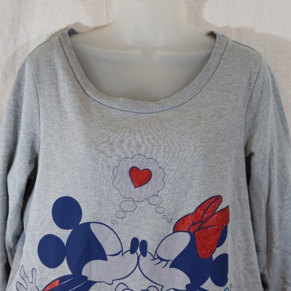 Disney Micky Mouse & Minnie Mouse Kissing Pullover Sweatshirt XL - Picture 4 of 10
